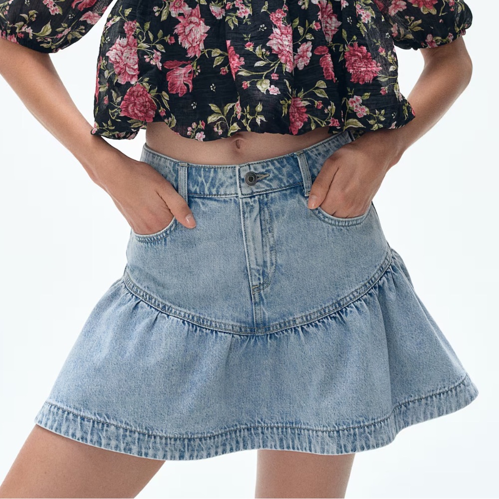 H&M Denim Peplum Skirt